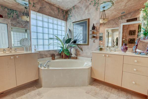 Ponte Vecchio, 7166 Treviso Ln, Boynton Beach, Florida 33472, image 1