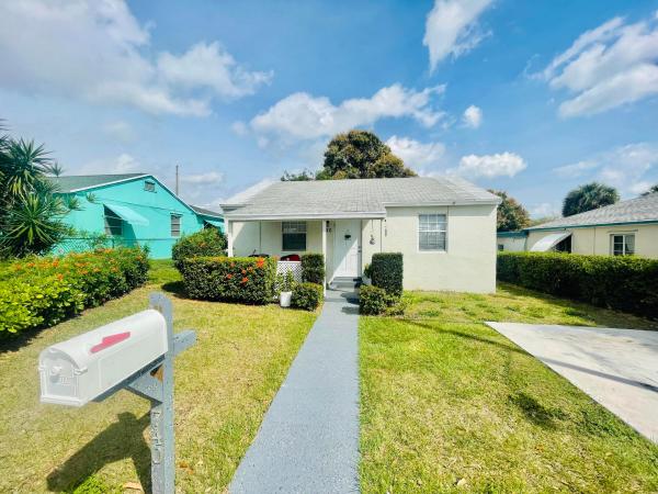 Riviera Beach Heights, 740 W 4th St, Riviera Beach, Florida 33404, image 2