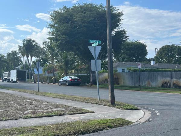 Worth Court, 4401 Washington Rd, West Palm Beach, Florida 33405, image 1