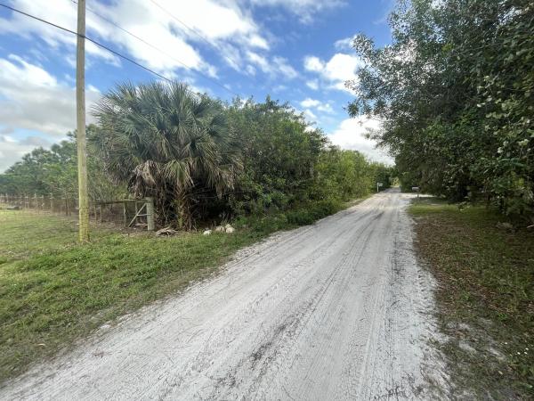 Sunny Urban Meadows, 5780 208th Dr N, Loxahatchee, Florida 33470, image 2