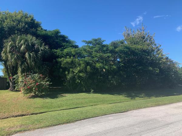 Northport Village, 452 NW Ravenswood Ln, Port St. Lucie, Florida 34983, image 2