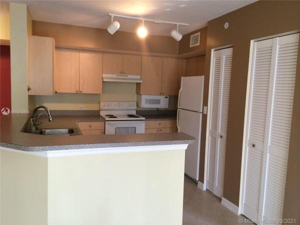 Mirabella Villas, 811 Villa Cir, Boynton Beach, Florida 33435, image 1