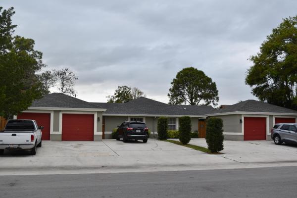 Sugar Pond Manor, 14005 Veronica Ct, Wellington, Florida 33414, image 2