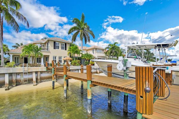 Prosperity Harbor North, 706 Sandy Point Ln, North Palm Beach, Florida 33410, image 2