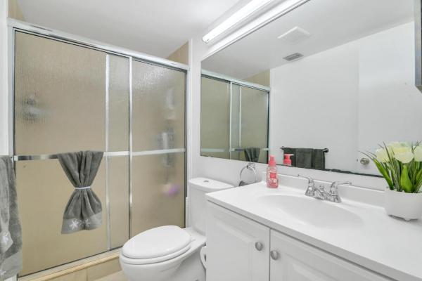 Pine Ridge North 1, 514 Shady Pine Way #D1, Greenacres, Florida 33415, image 1