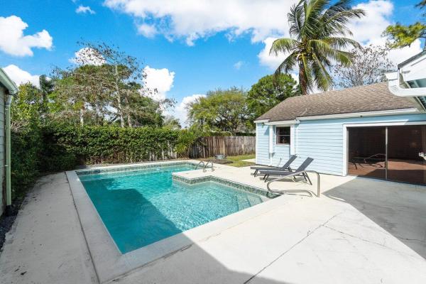 Tree Tops Of Wellington, 537 Goldenwood Way, Wellington, Florida 33414, image 1