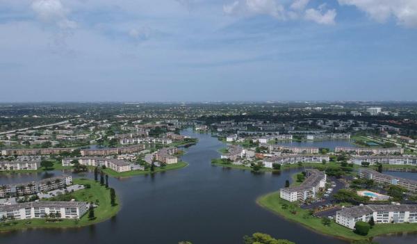 Mansfield At Century Village, 196 Mansfield E, Boca Raton, Florida 33434, image 2