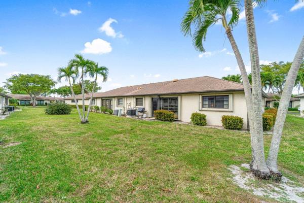 Greentree Villas, 10051 Eaglewood Rd #A, Boynton Beach, Florida 33436, image 2