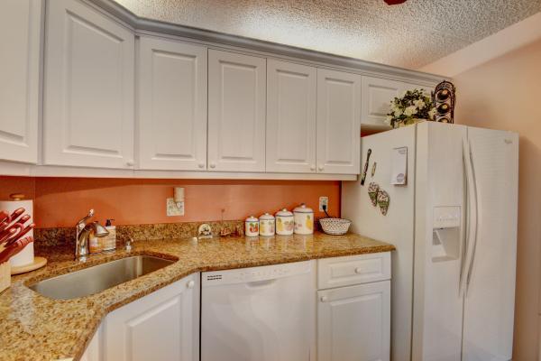 Pine Ridge 4, 5961 Whispering Pine Way #B-1, Greenacres, Florida 33463, image 1
