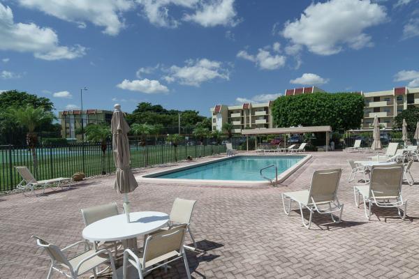 Boca Barwood, 23249 Barwood Ln N #409, Boca Raton, Florida 33428, image 2