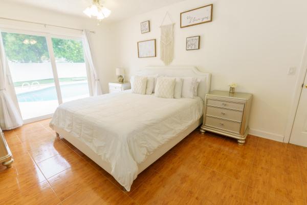 Chatelaine, 712 Avenue Chaumont, Delray Beach, Florida 33445, image 2