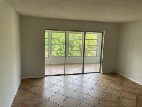 Lakeside Village, 729 Lori Dr #206, Palm Springs, Florida 33461, image 1