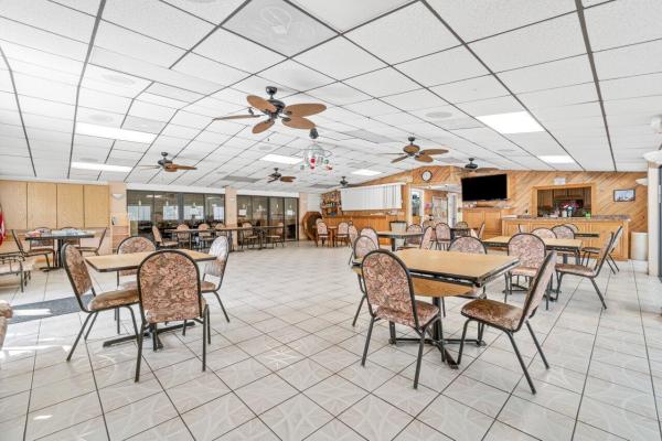 Pine Ridge South 2, 227 Pine Hov Cir #C-1, Greenacres, Florida 33463, image 1