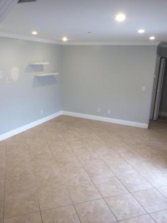 Prestwick Chase, 359 Prestwick Cir #4, Palm Beach Gardens, Florida 33418, image 2