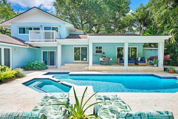 Roberts, 7231 SW 165th St, Palmetto Bay, Florida 33157, image 1