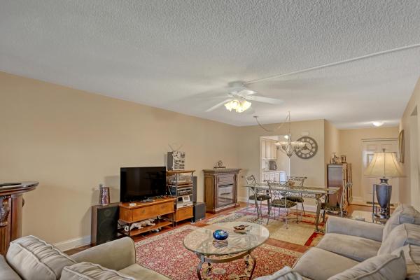 River House Gardens, 222 N Federal Hwy #118, Deerfield Beach, Florida 33441, image 2