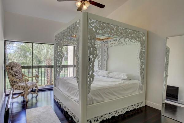 Quail Run Village, 9460 Meadowood Dr #205, Fort Pierce, Florida 34951, image 2