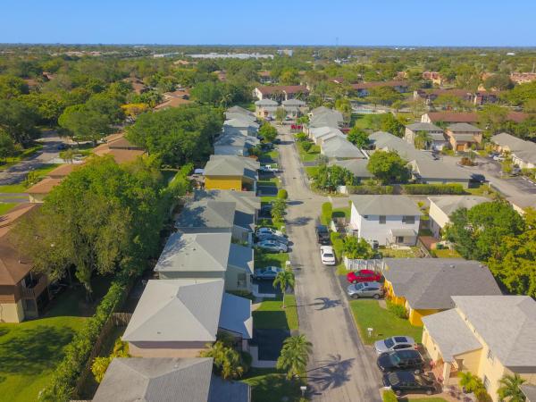 Villas At Woodland Greens, 5881 Woodland Point Dr, Tamarac, Florida 33319, image 1