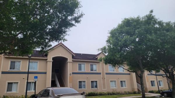 Belvedere Isles, 1049 Golden Lakes Blvd #125, West Palm Beach, Florida 33411, image 2