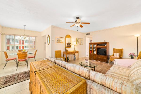 Murry Hills, 3120 Lake Osborne Dr #214, Lake Worth Beach, Florida 33461, image 1