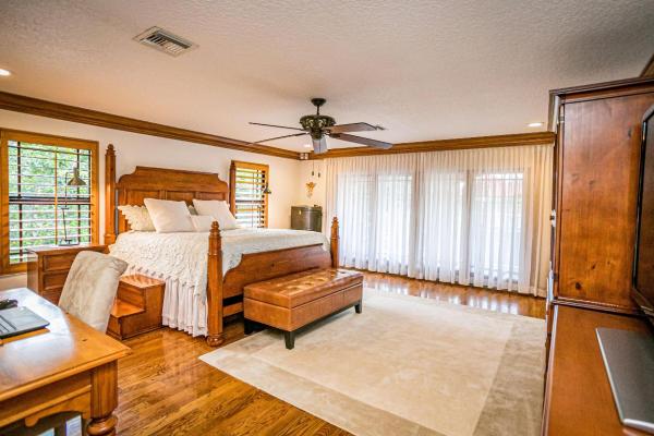Westwoods, 135 Westwood Cir E, West Palm Beach, Florida 33411, image 2
