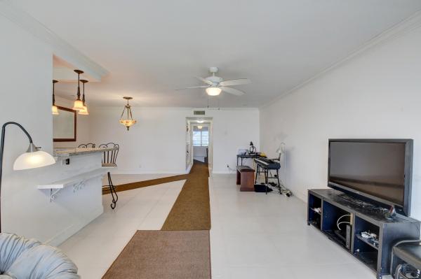 High Point 1 & 2 Of Delray West, 14719 Canalview Dr #C, Delray Beach, Florida 33484, image 2