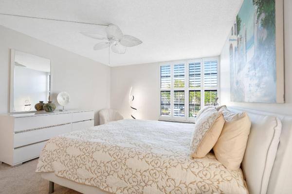 Boca Bayou, 1 Royal Palm Way #2060, Boca Raton, Florida 33432, image 1