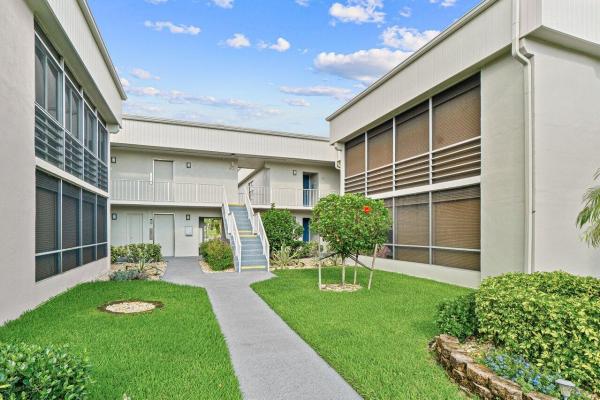 Capri At Kings Point, 34 Capri A, Delray Beach, Florida 33484, image 2