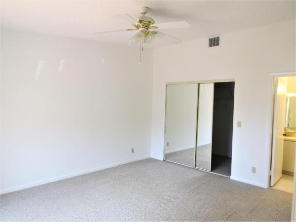 33 Meadows Dr, Boynton Beach, Florida 33436, image 1