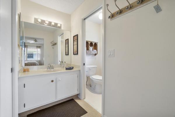 High Point Of Fort Pierce, 1209 S Lakes End Dr #D-2, Fort Pierce, Florida 34982, image 1