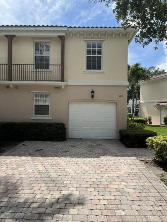 Catalina Lakes, 175 Santa Barbara Way, Palm Beach Gardens, Florida 33410, image 2