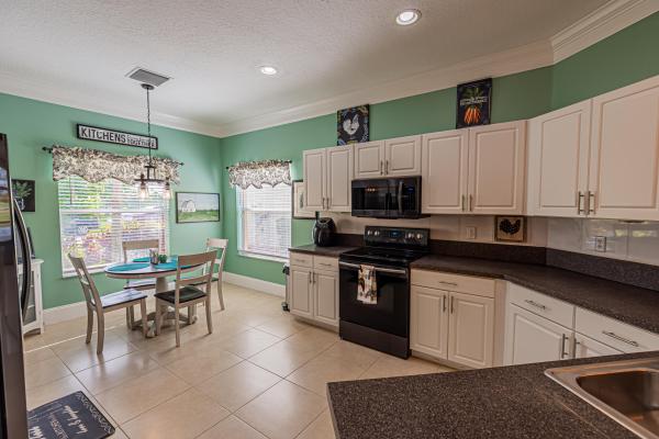Lake Forest Pointe, 322 SW Tomoka Springs Dr, Port St. Lucie, Florida 34986, image 2