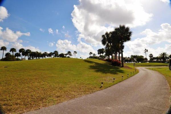 Canterbury At Aberdeen, 8074 Aberdeen Dr #101, Boynton Beach, Florida 33472, image 1