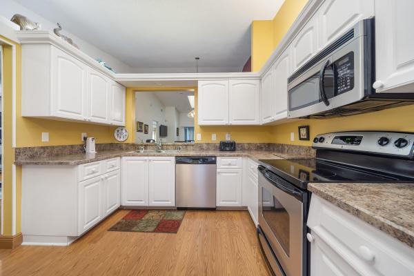Huntington Pointe, 6442 Pointe Pleasant Cir, Delray Beach, Florida 33484, image 2