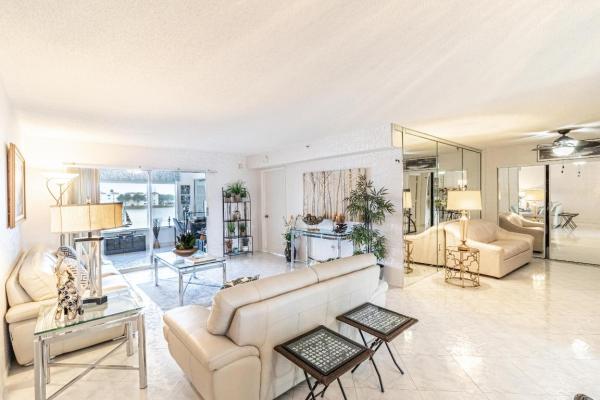 Huntington Pointe, 14095 Royal Vista Dr #302, Delray Beach, Florida 33484, image 1