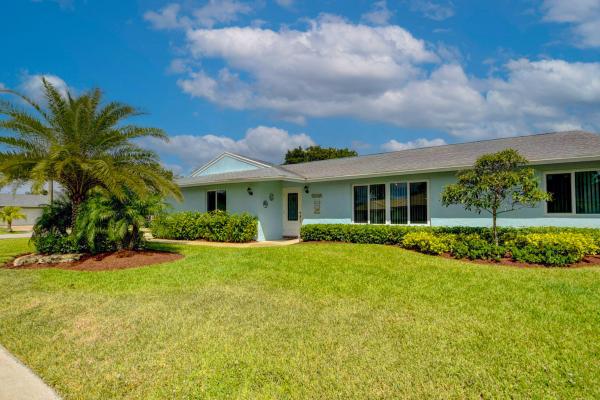 Eastwood Of Wellington, 11249 Pine Valley Dr, Wellington, Florida 33414, image 3
