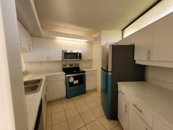 Banyan Lake, 8385 Trent Ct #D, Boca Raton, Florida 33433, image 2