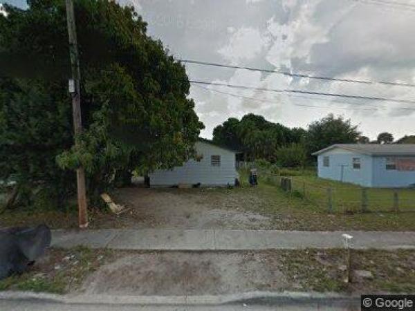 Alamanda Vista, 428 N 20th N St, Fort Pierce, Florida 34950, image 1