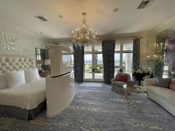Eden Properties, 1020 N Lake Way, Palm Beach, Florida 33480, image 1