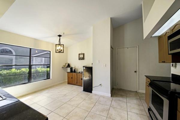 Beaconwood Village At Lacuna, 8079 Covington Ct, Lake Worth, Florida 33467, image 1