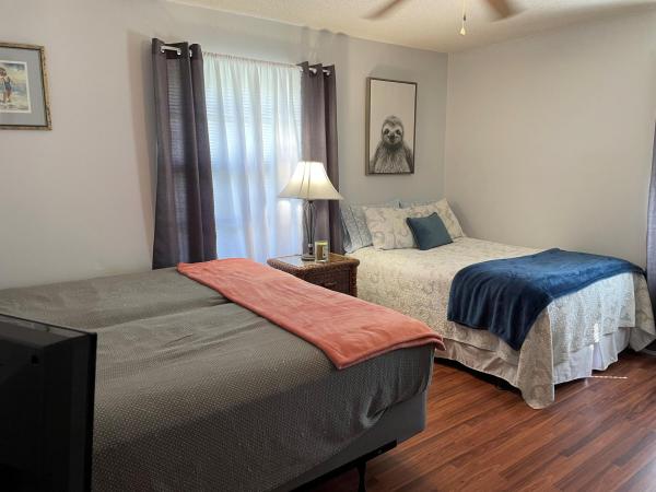 Sugar Pond Manor, 14608 Paddock Dr, Wellington, Florida 33414, image 1