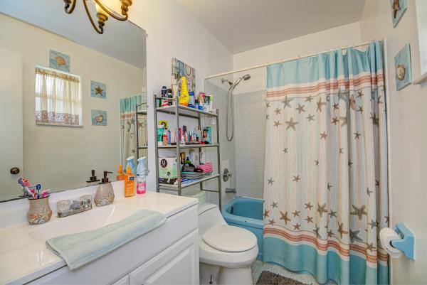 Floral Park Lantana, 6775 Boston Dr, Lake Worth, Florida 33462, image 1