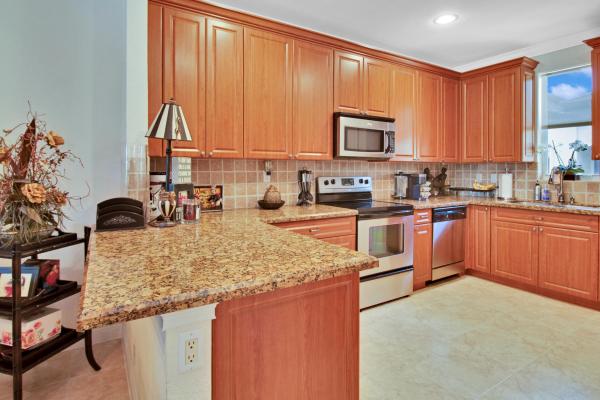 Waterside Village, 3016 Waterside Cir, Boynton Beach, Florida 33435, image 2