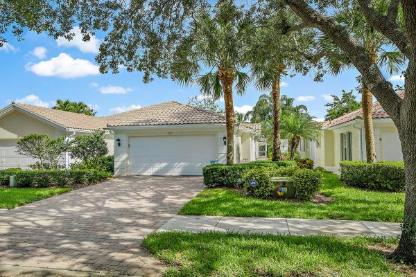 The Isles At Palm Beach Gardens, 707 Hudson Bay Dr, Palm Beach Gardens, Florida 33410, image 3