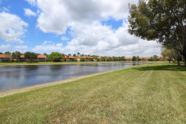 Palm Isles, 9637 Shadybrook Dr #101, Boynton Beach, Florida 33437, image 3