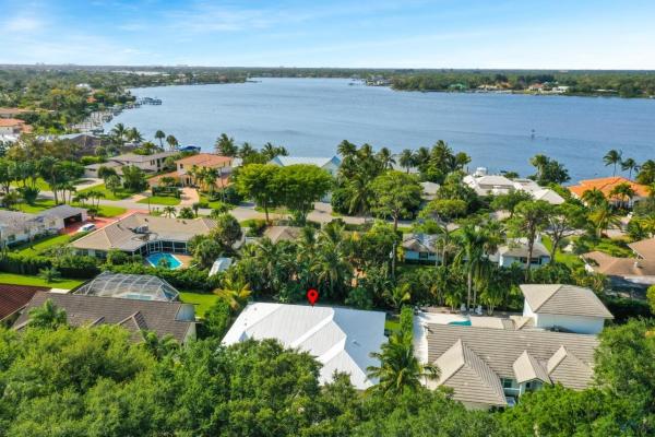 Southeast Landing Place, 9826 SE Landing Pl, Tequesta, Florida 33469, image 1