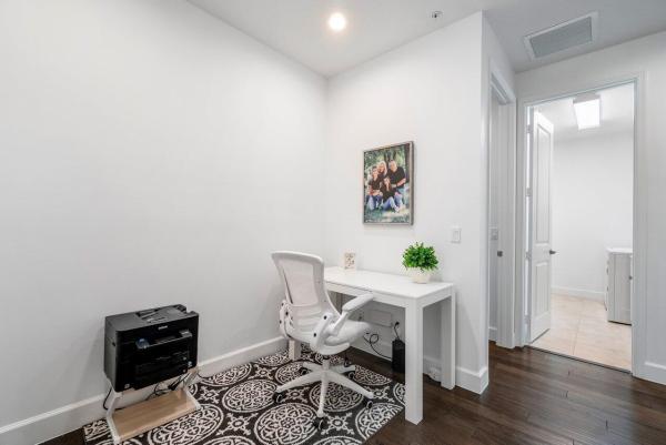 Pointe 100, 23008 Clear Echo Dr #15, Boca Raton, Florida 33433, image 3