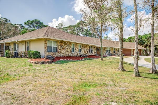 Fox Trail, 1030 Gallop Dr, Loxahatchee, Florida 33470, image 2