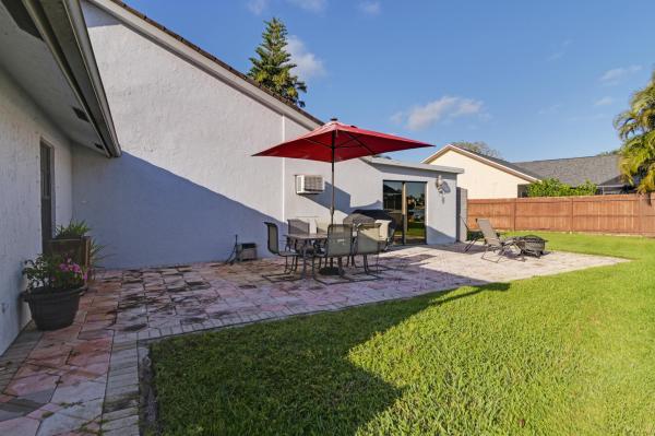 Lakes Of Lantana, 5901 White Cypress Dr, Lake Worth, Florida 33467, image 1