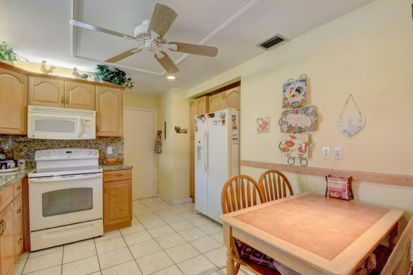Delray Villas 4 & 5, 6197 Overland Pl, Delray Beach, Florida 33484, image 2